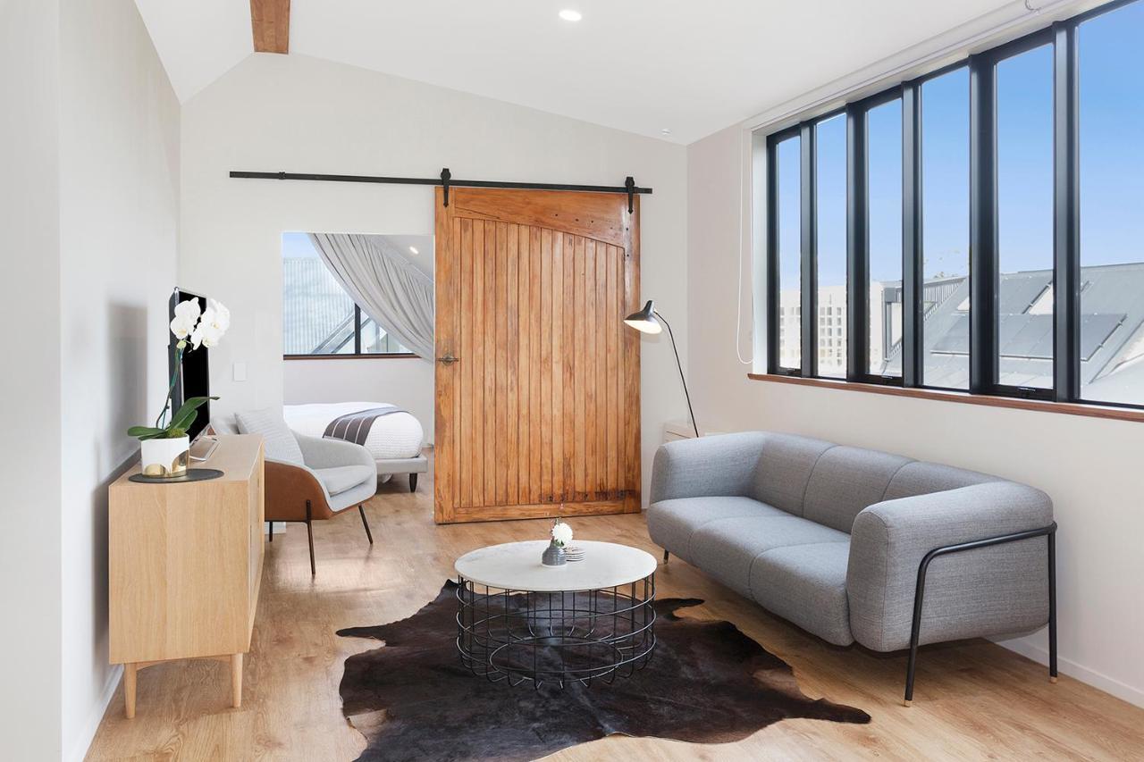 Britten Stables Studio Christchurch Bagian luar foto
